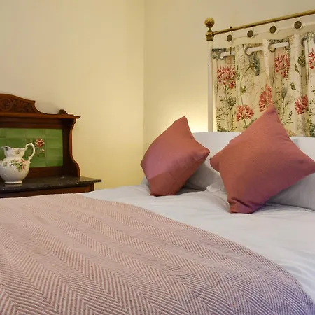 Holiday home Tarn Bank *