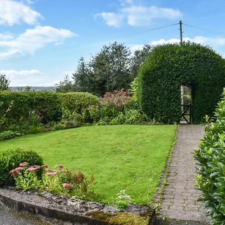 Tarn Bank Holiday home